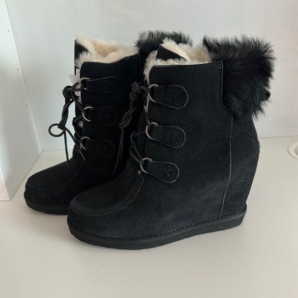 Australia Luxe Collective Shoes - AUSTRALIA LUXE COLLECTIVE GENUINE SHEEPSKIN FUR LINED DUDLEY BOOT